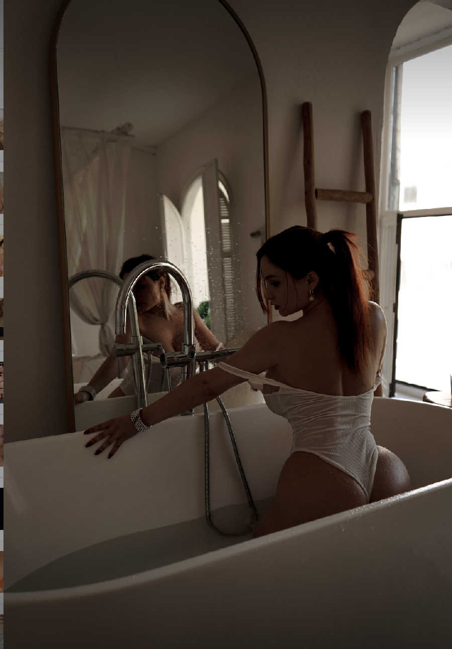 A playful frame from Miranda Faith nude — online in Lusaka