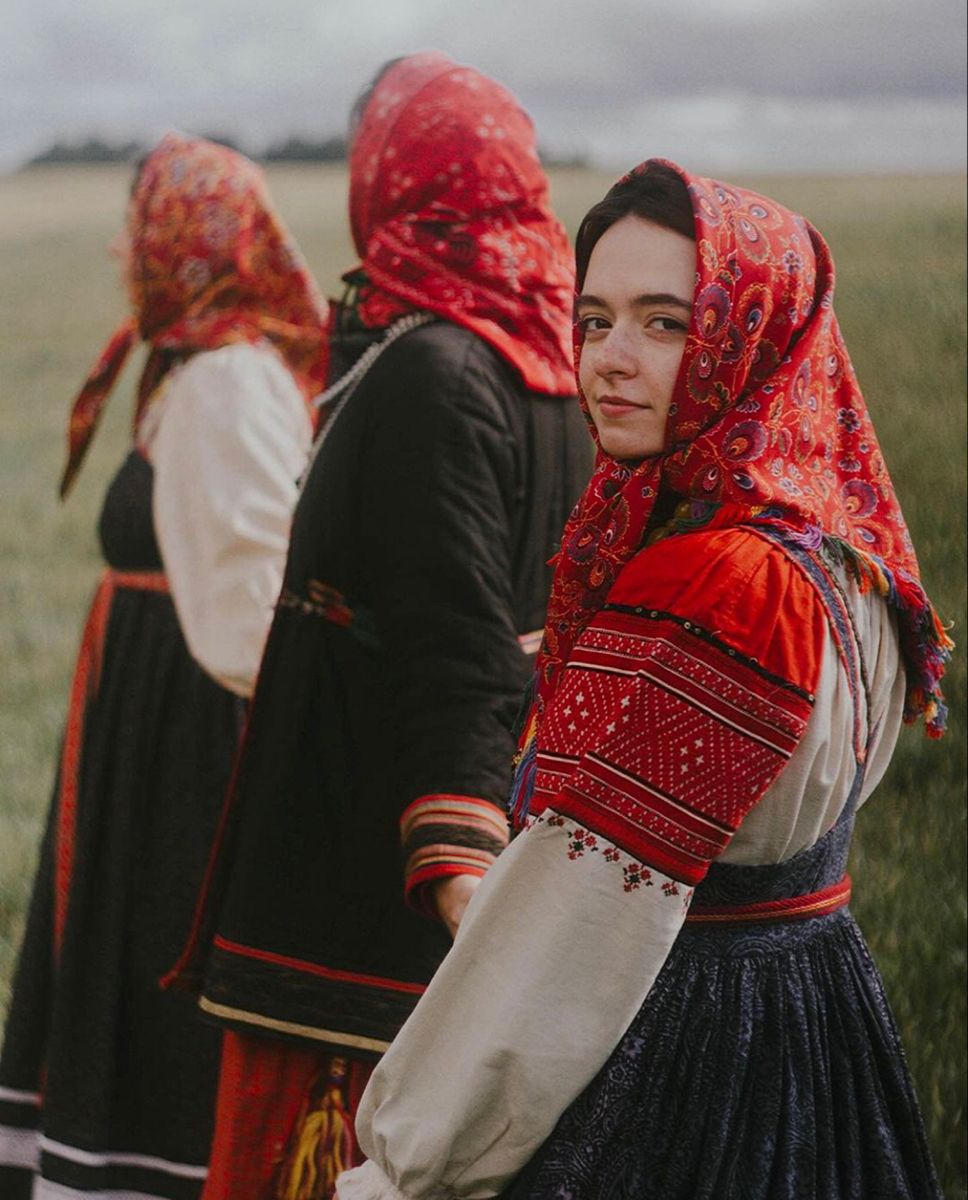 Women in Slavic costumes in Lusaka