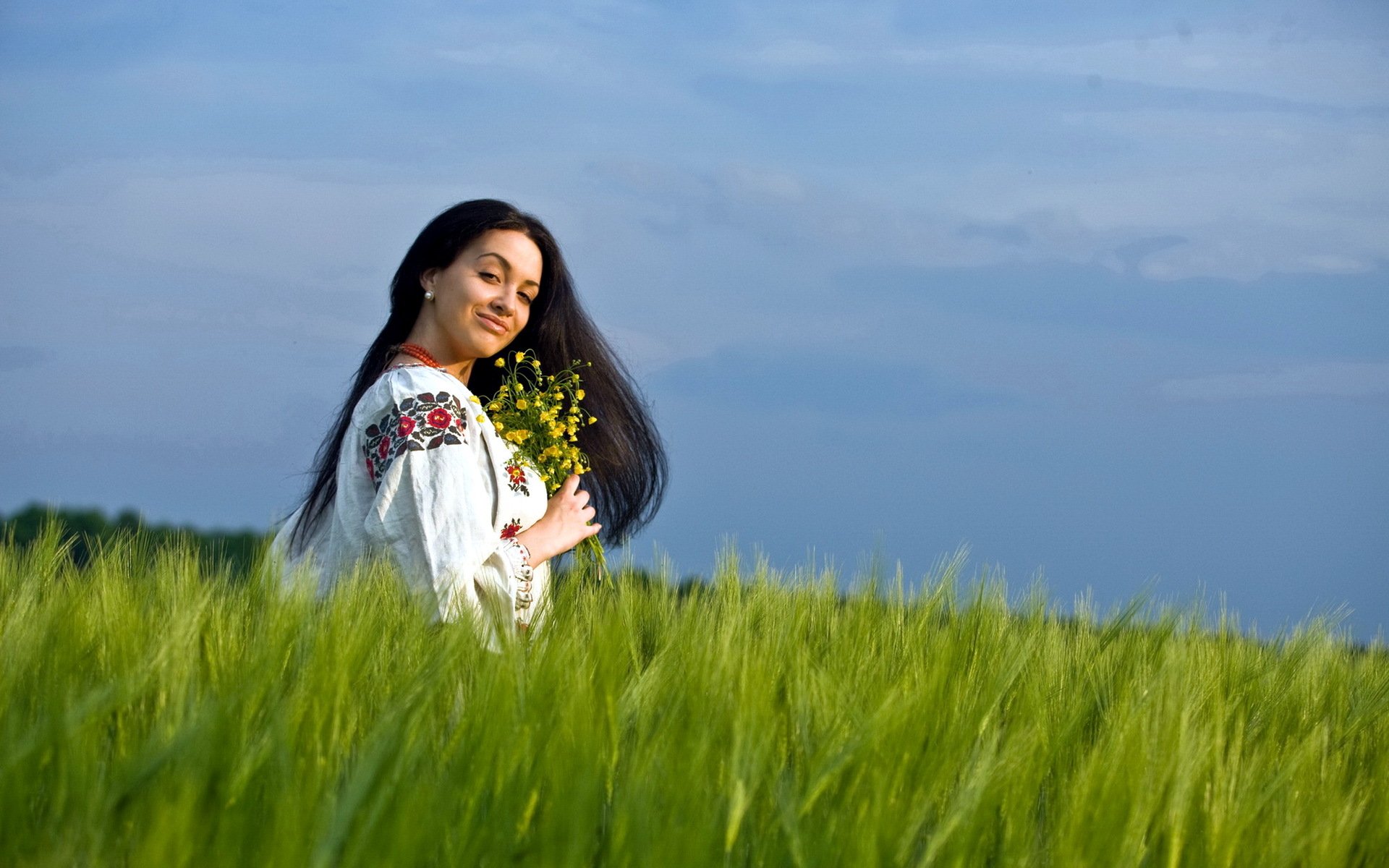 Girls in Slavic costumes in Lusaka